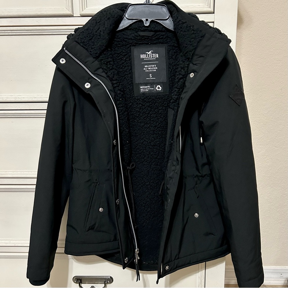 Hollister Women's Black Ski Jacket